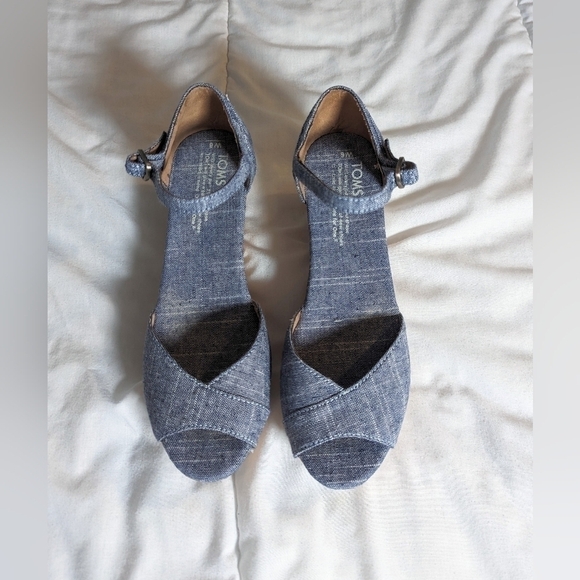 Toms Chambray Cork Bottom Wedge Peep toe Sandals Size 9 - Picture 2 of 10